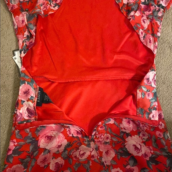***NWT*** B DARLIN RED AND PINK FLORAL BELL‎ SLEEVE OPEN BACK DRESS - Picture 14 of 14